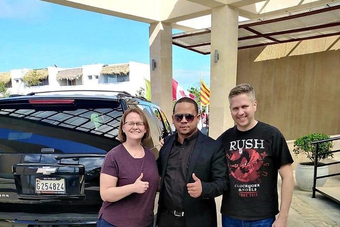 Transfers From All Place at La Romana Bayahibe <=> Sto Dgo (SDQ) - Inside the vehicle: useful comfort, not unnecessary luxury