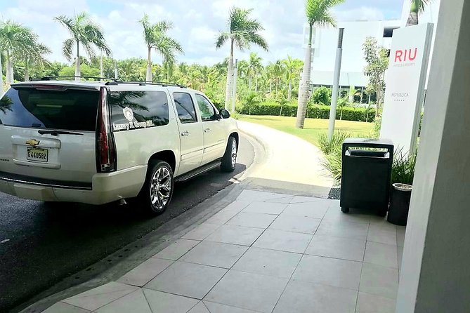 Transfers From Punta Cana Airport (PUJ) <=> To All Place At Bávaro Punta Cana - From Punta Cana Airport to Your Bávaro Hotel