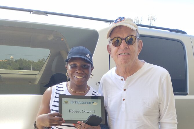 Transportation Private Punta Cana Airport And Hotels - Communication and the people behind the wheel