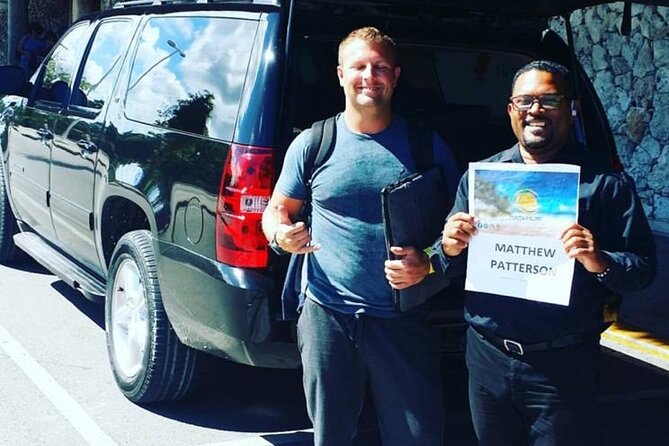 traslado privado SUBURBAN/CADILLAC round trip PUNTACANA-UVEROALTO - The 26 to 30 minute ride to Uvero Alto