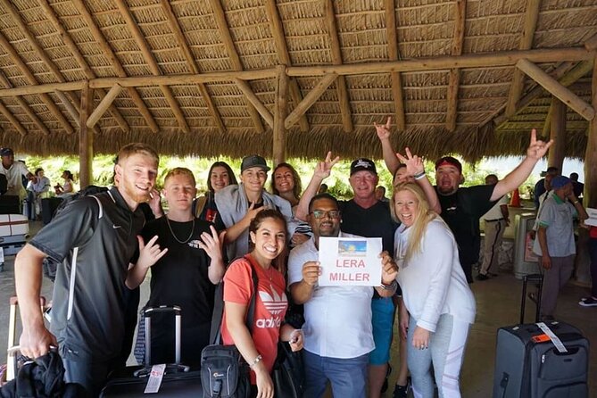 traslado privado SUBURBAN/CADILLAC round trip PUNTACANA-UVEROALTO - Luggage, children, and special requests