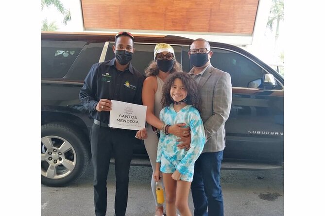 traslado privado SUBURBAN/CADILLAC round trip PUNTACANA-UVEROALTO - Communication and the human side of the service