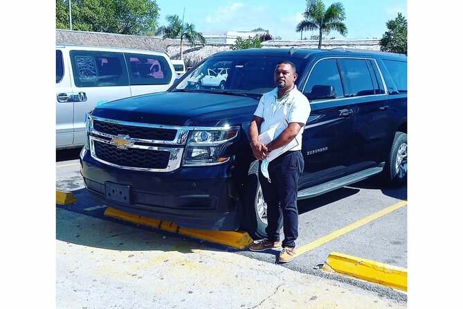 traslado privado SUBURBAN/CADILLAC round trip PUNTACANA-UVEROALTO - Who will get the most from this transfer
