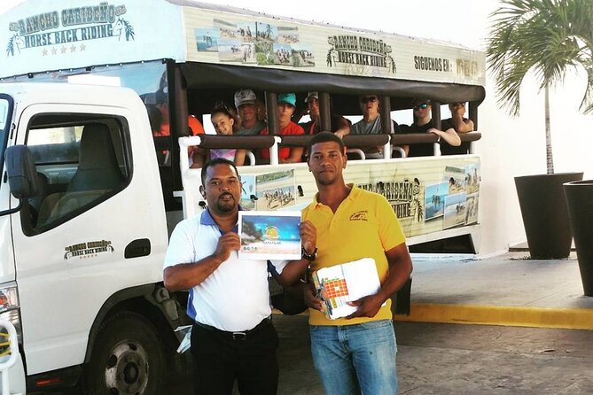 traslado privado SUBURBAN/CADILLAC round trip PUNTACANA-UVEROALTO - The important round-trip wording