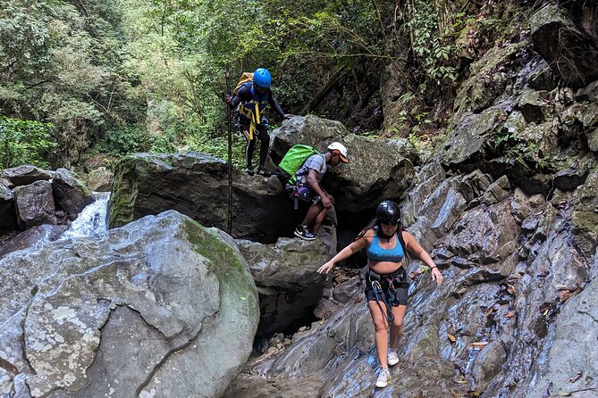 Trekking/rappelling waterfalls in Dominican Republic - What to bring for a safer, better day