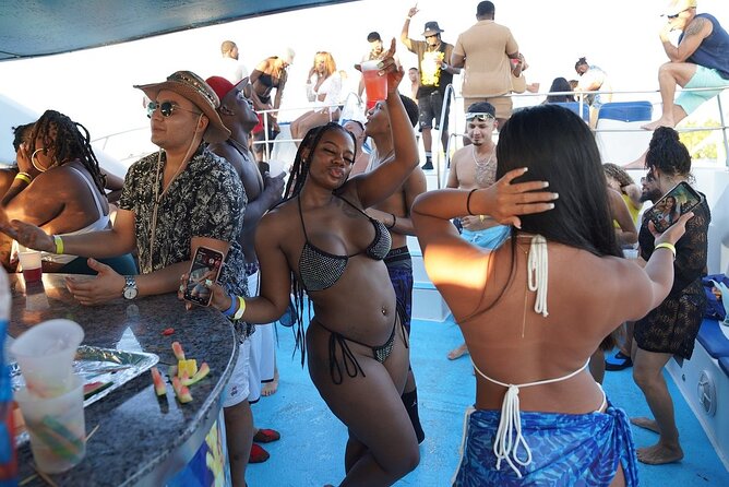 Tropical Punta Cana Booze Cruise – Snorkel, Sandbar & Party Vibes - The ride back keeps the energy going