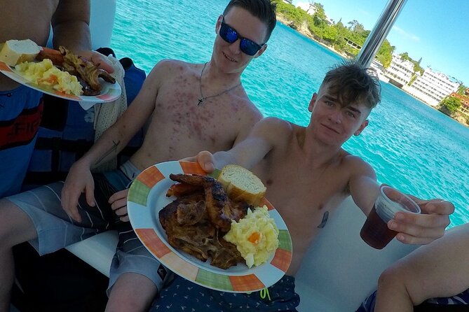 VIP Party Boat & Snorkeling - BBQ, drinks, music, and the social side