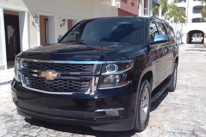 VIP Transfer from Punta Cana Airport to Punta Cana / Bavaro Hotel - Comfort, refreshments, and driver service