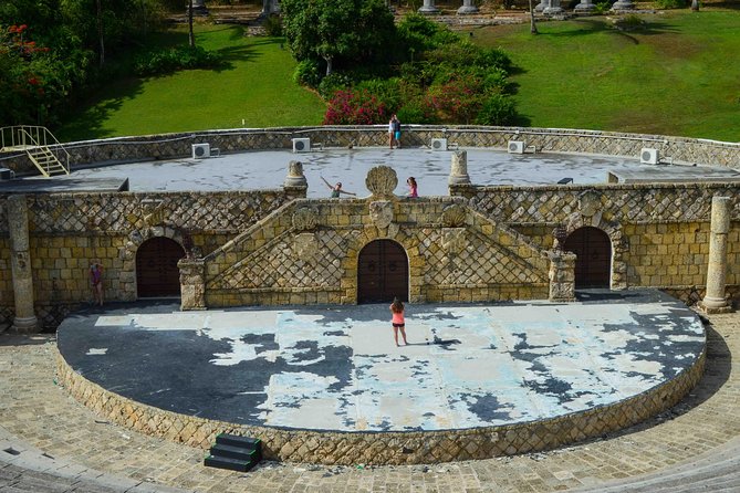 Visit To Altos de Chavón - What the $135 group price really covers
